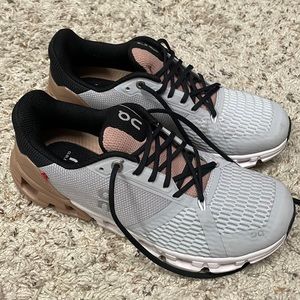 NEW! Cloudflyer Sneakers